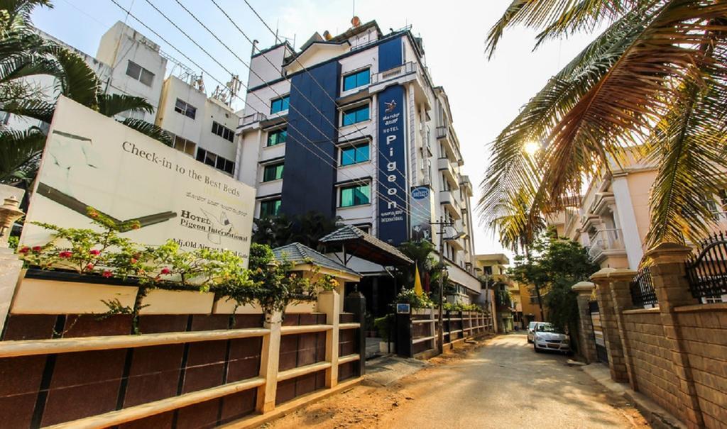 Hotel Pigeon International Bengaluru Zewnętrze zdjęcie