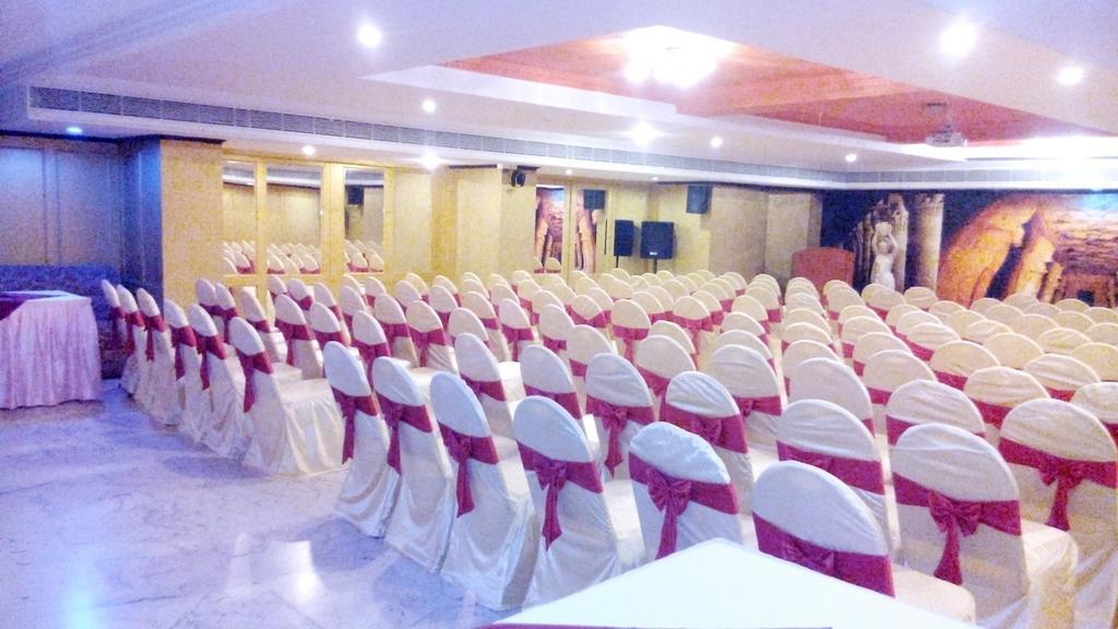 Hotel Pigeon International Bengaluru Zewnętrze zdjęcie
