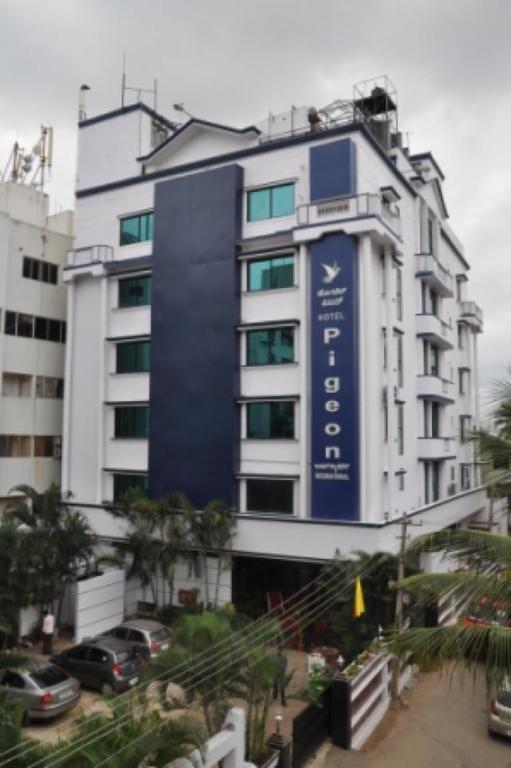 Hotel Pigeon International Bengaluru Zewnętrze zdjęcie