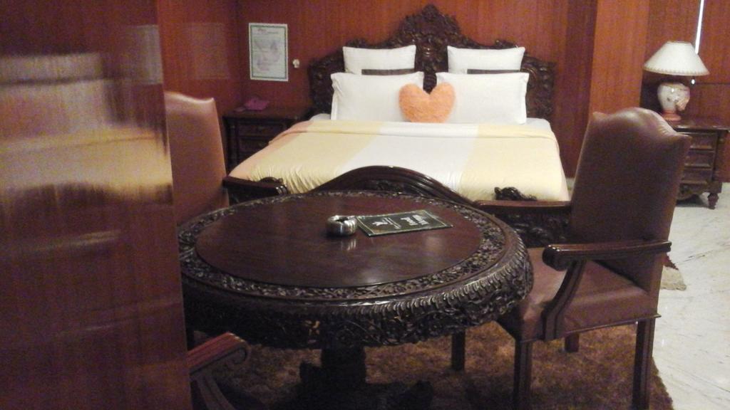 Hotel Pigeon International Bengaluru Zewnętrze zdjęcie